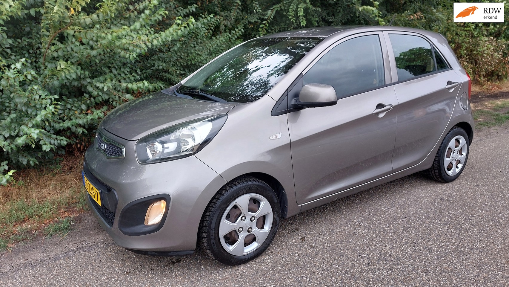 Kia Picanto - 1.0 CVVT Comfort Pack 1.0 CVVT Comfort Pack - AutoWereld.nl