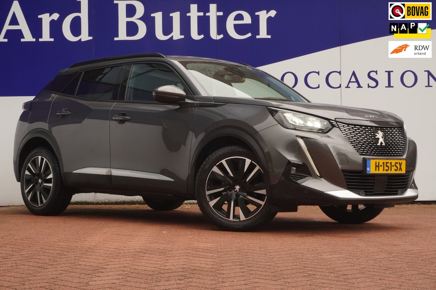 Peugeot 2008 - 1.2 PureTech 131PK Blue Lease Allure+Led+Vitrual+Half-Leder+navigatie+Camera+18"Lmv APK 7- - AutoWereld.nl