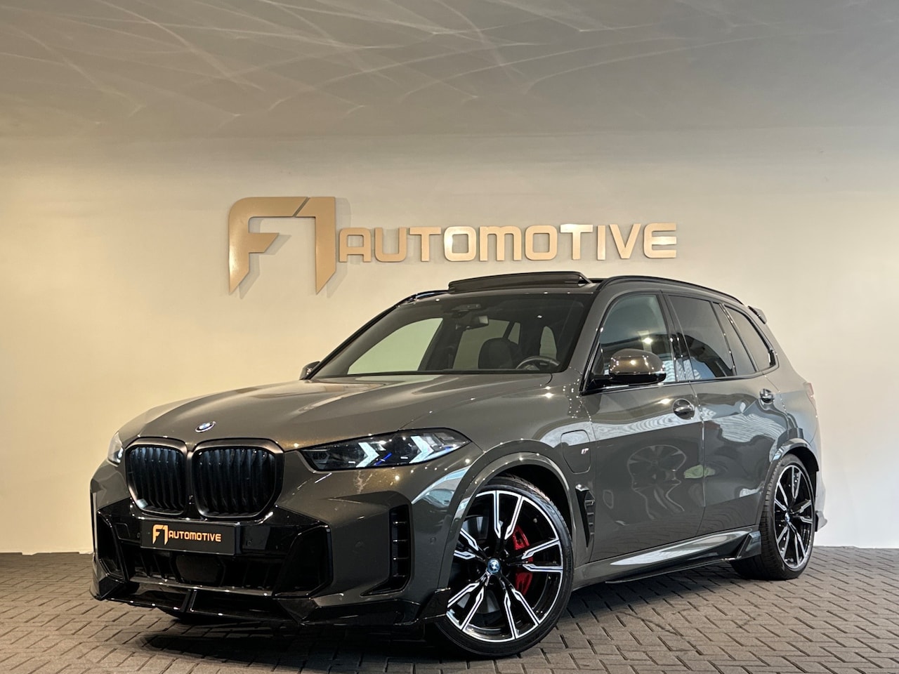 BMW X5 - XDrive50e Pano|360|H/K|HuD|Drive Assistant|Trekhaak|BlindSpot - AutoWereld.nl