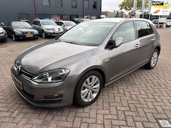 Volkswagen Golf - 1.6 TDI Highline BlueMotion