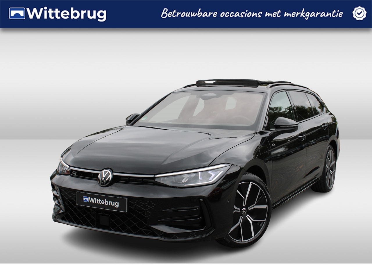 Volkswagen Passat Variant - 1.5 eHybrid 272pk R-Line DSG Automaat Black Style / Panorama schuifdak / Leder / Head up / - AutoWereld.nl