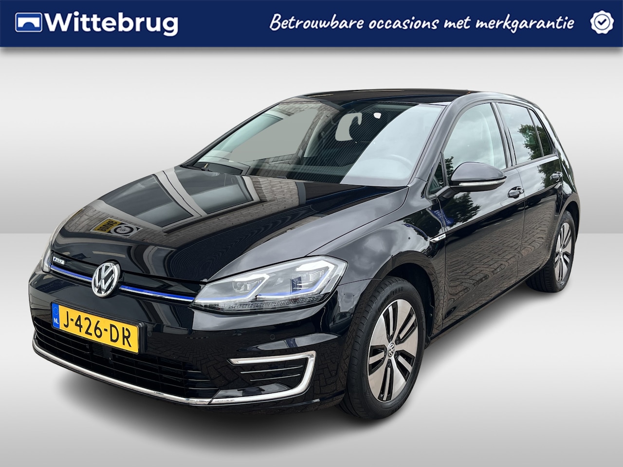 Volkswagen e-Golf - E-DITION / SOH 91%/ AUTOMAAT/ LEER/ ADAPTIVE CRUISE/ APP-CONNECT/  PARK.SENSOREN/ CAMERA/ - AutoWereld.nl