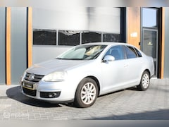 Volkswagen Jetta - 1.4 TSI Comfortline