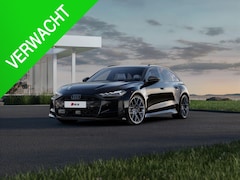 Audi RS5 - Avant 2.9 V6 640pk e-Hybrid Panoramadak Keramisch Exclusive Carbon pakket B&O Sportuitlaat