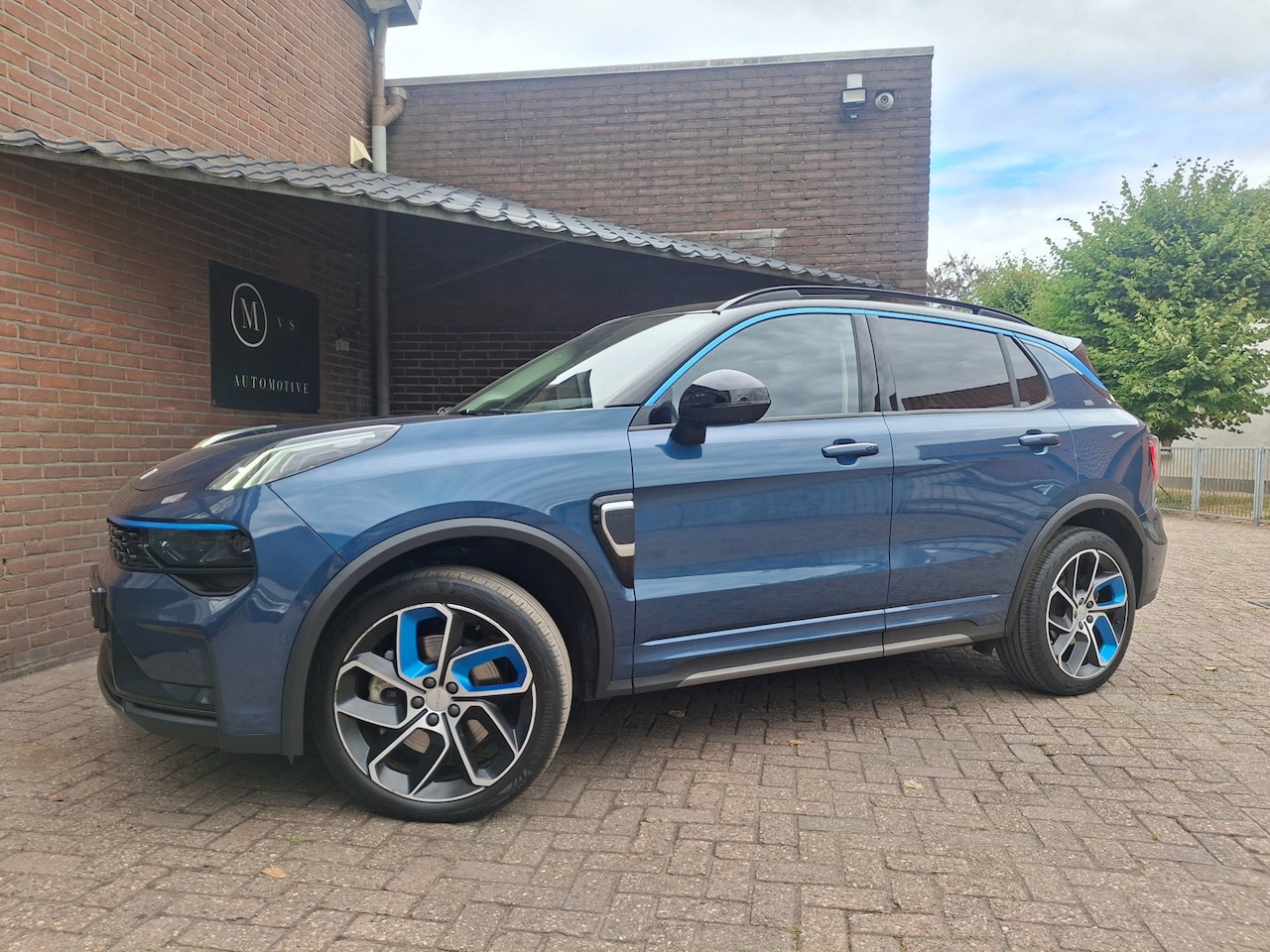 Lynk & Co 01 - 1.5 Panoramadak / Carplay / 360 Camera / Stoelverwarming / Navigatie / Bluetooth / Sound S - AutoWereld.nl