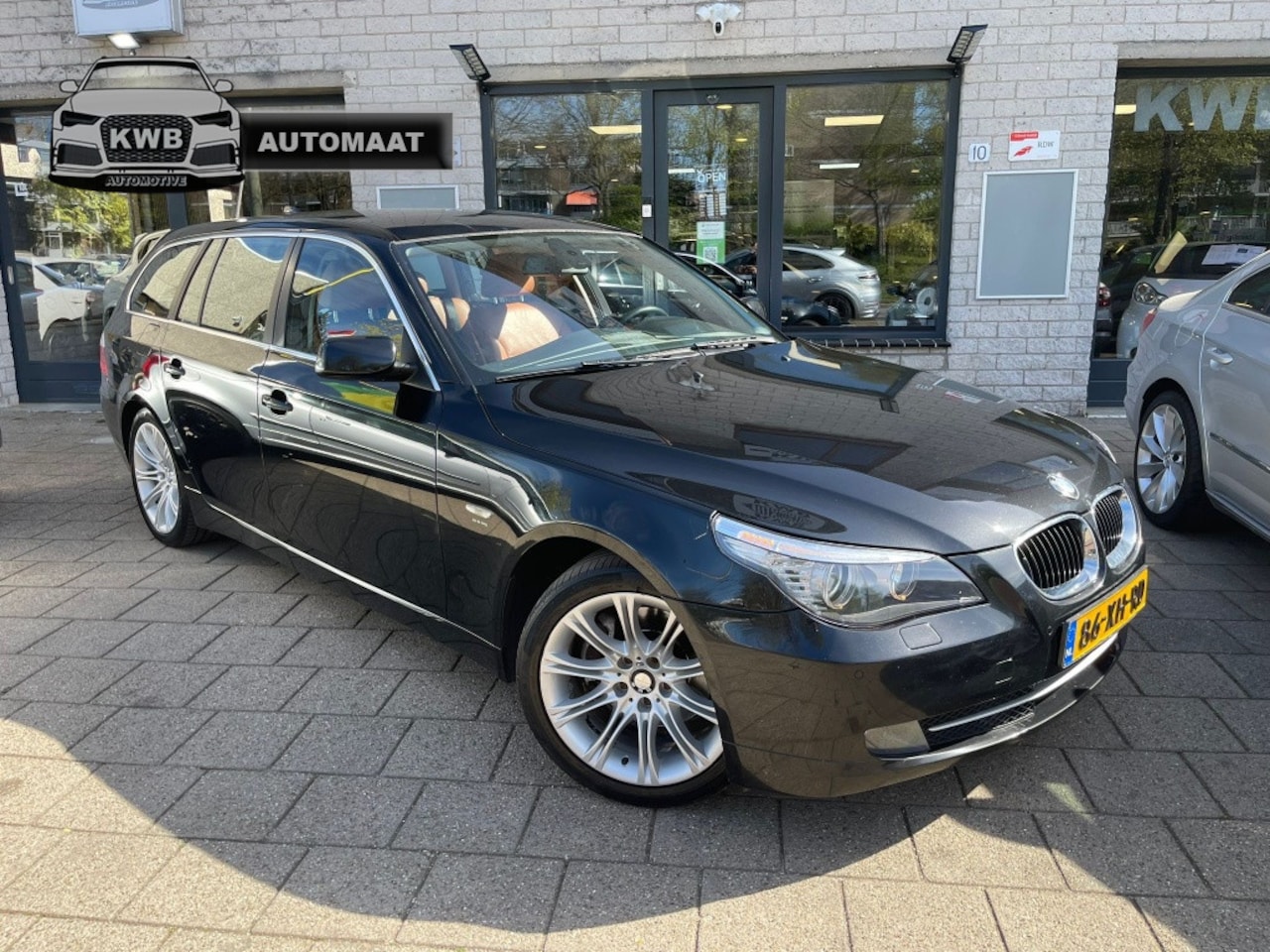 BMW 5-serie Touring - 523i Executive LCI Xenon Bruin leer Beurt - AutoWereld.nl