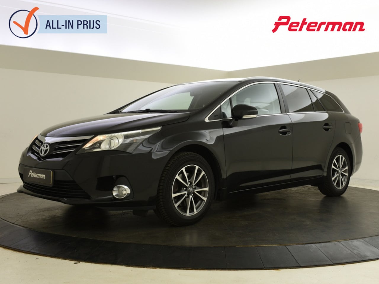 Toyota Avensis Wagon - 1.8 VVTi Dynamic | Stoelverwarming | Trekhaak | PDC - AutoWereld.nl