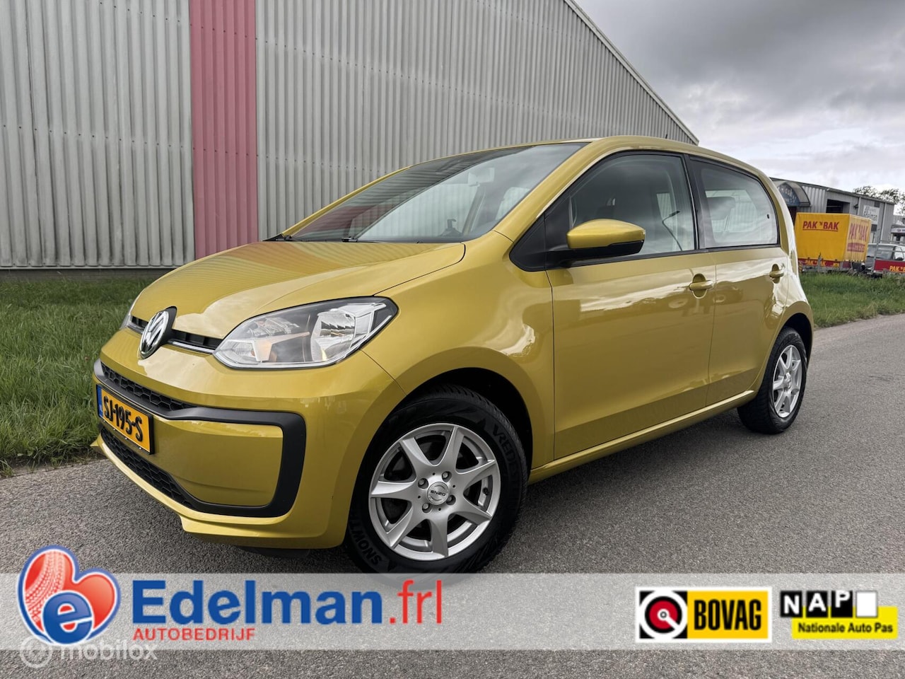Volkswagen Up! - 5 Deurs | Lage NL N.A.P. ! | 1e eig. - AutoWereld.nl