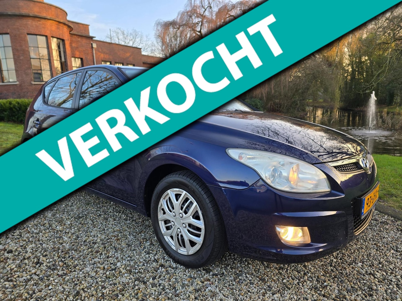 Hyundai i30 - 1.6i Dynamic 5-deurs AIRCO *apk:08-2027* - AutoWereld.nl
