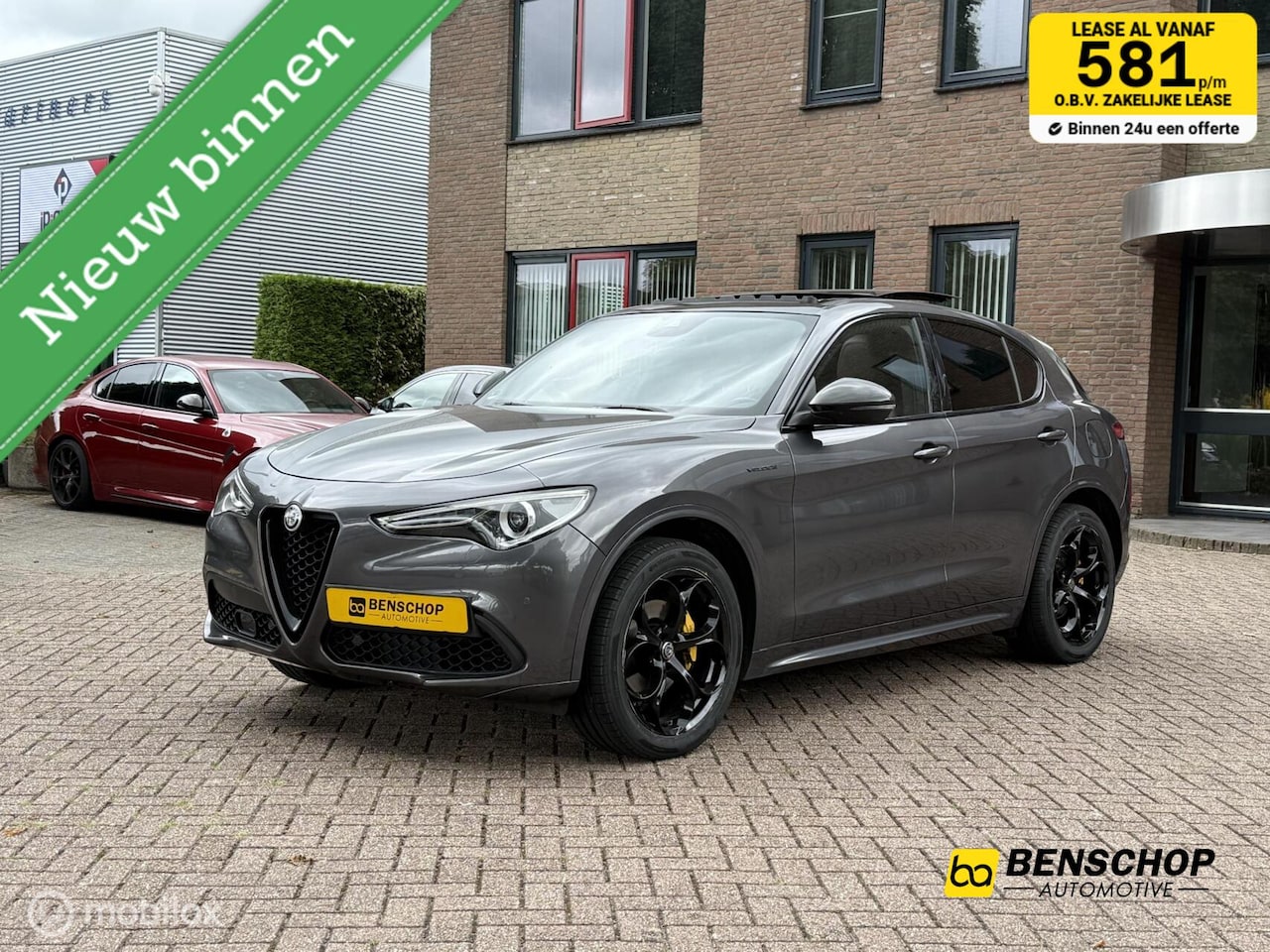 Alfa Romeo Stelvio - 2.0 T AWD Veloce Panodak Leer Navi Carplay Camera Harman Kardon Trekhaak - AutoWereld.nl