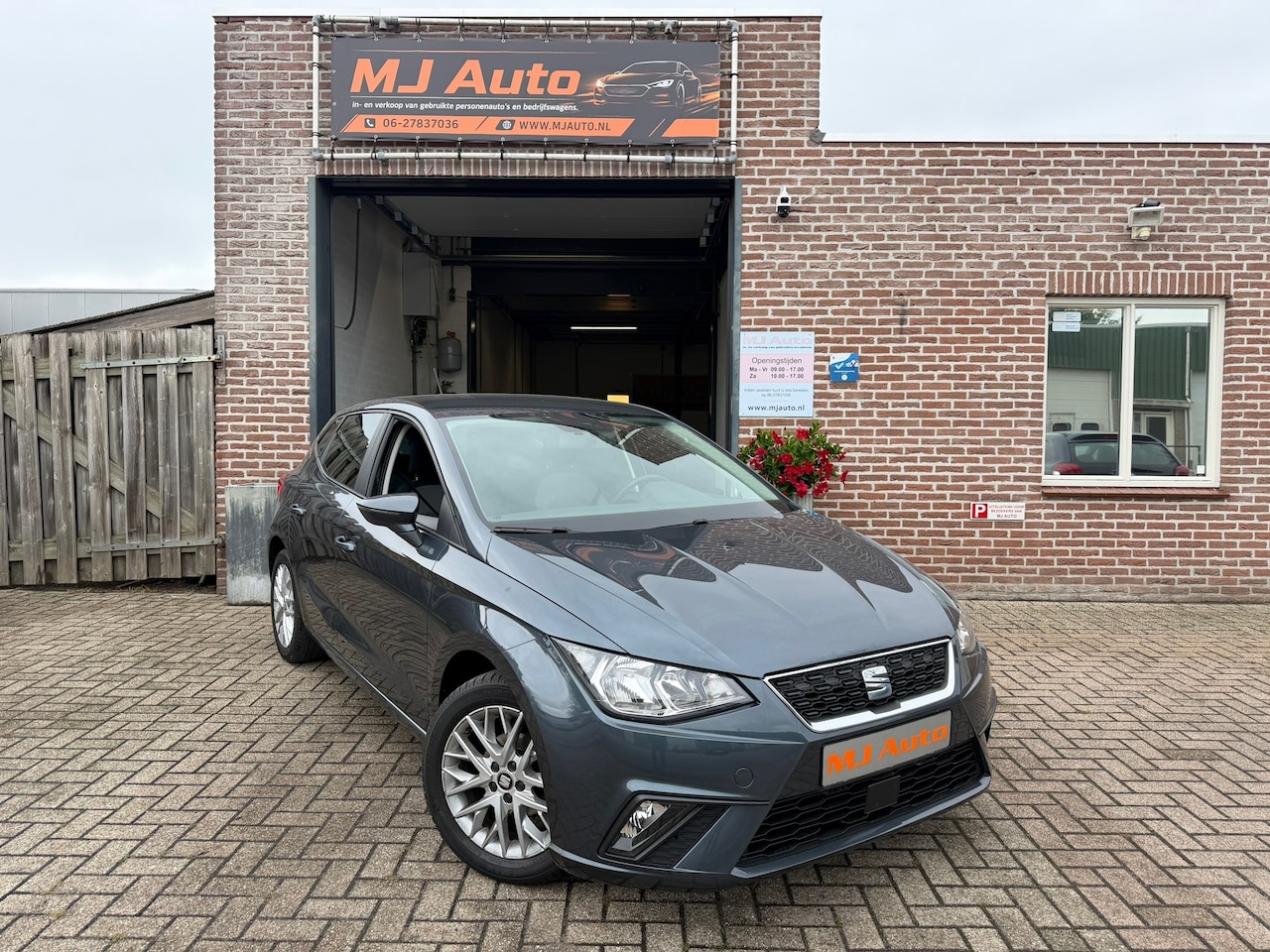 SEAT Ibiza - 1.0 Reference airco cruise control bluetooth - AutoWereld.nl