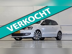 Volkswagen Polo - 1.2 TSI Comfortline Carplay 17"LM velgen Mooi Garantie