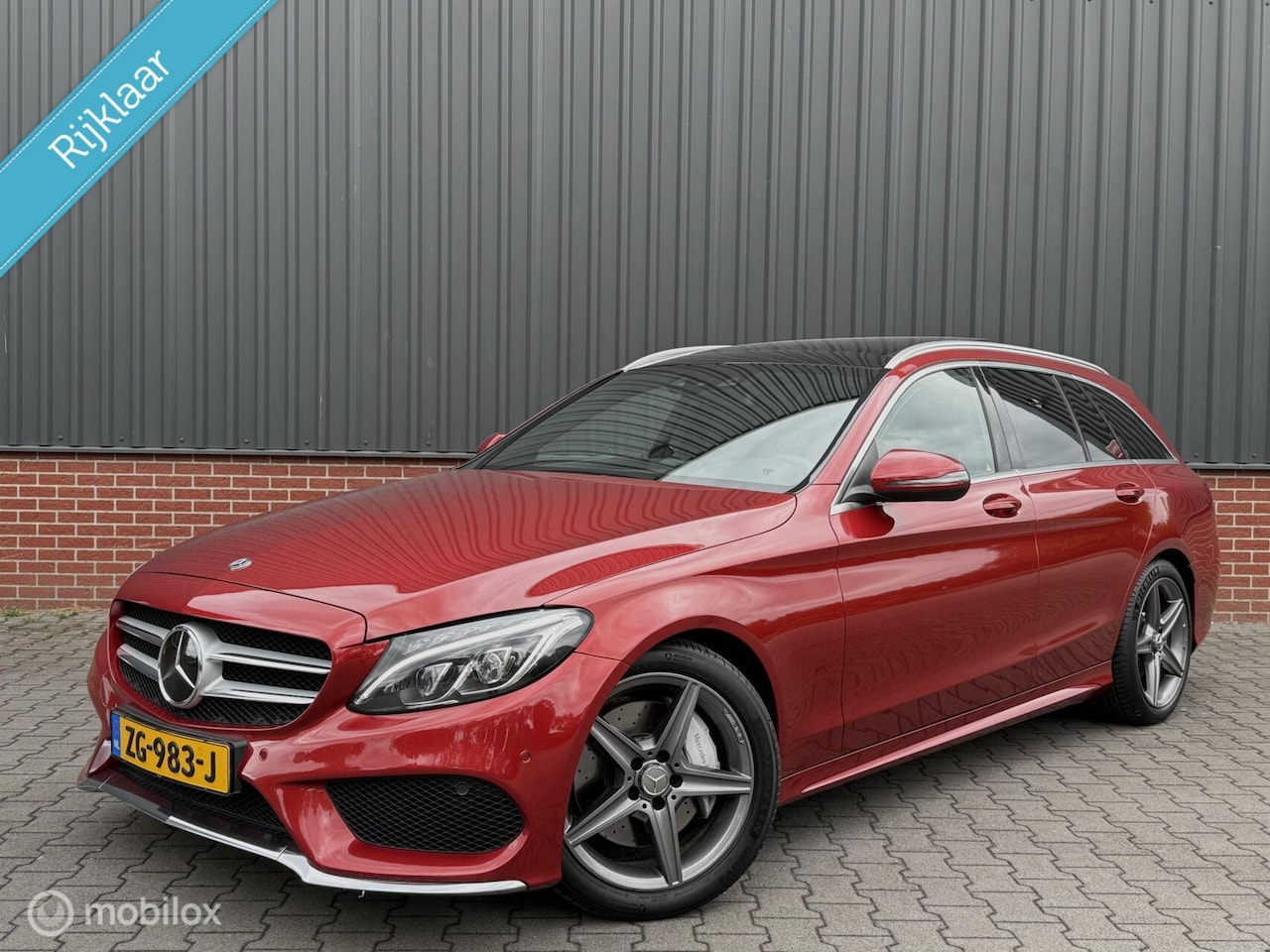 Mercedes-Benz C-klasse Estate - C250 CDI Edition1 AMG Line Panorama Burmester ACC Carplay 2018 - AutoWereld.nl