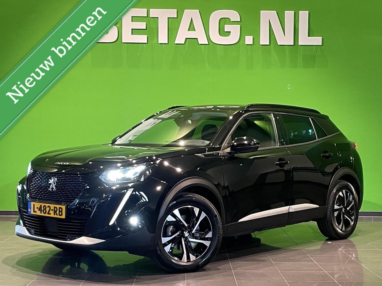 Peugeot e-2008 - EV Allure 50 kWh | Camera | Stoelverwarming | - AutoWereld.nl