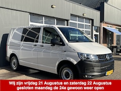 Volkswagen Transporter - 2.0 TDI L1H1 150pk DSG automaat Euro 6 Airco Cruise controle Trekhaak 1e eigenaar Dealer o