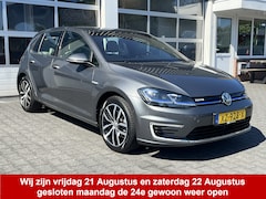 Volkswagen e-Golf - 100% Elektrisch Airco Cruise controle Virtual display Navigatiesysteem Stuurwielbediening
