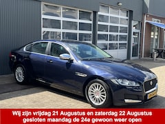 Jaguar XF - 2.0d Prestige export €5950 Airco Cruise controle Stuurwielbediening Navigatie 5-Persoons L