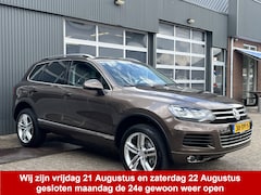 Volkswagen Touareg - 3.0 TSI Hybrid Highline Luchtvering Stoelkoeling verwarming Panorama dak Camera Trekhaak 3