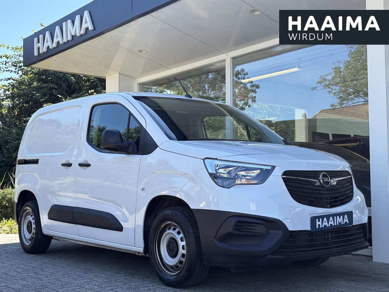 Opel Combo - 1.5 BlueHDi 100 S&S L1 | Apple Carplay/Android Auto | Parkeeersensoren | Cruise Control | - AutoWereld.nl