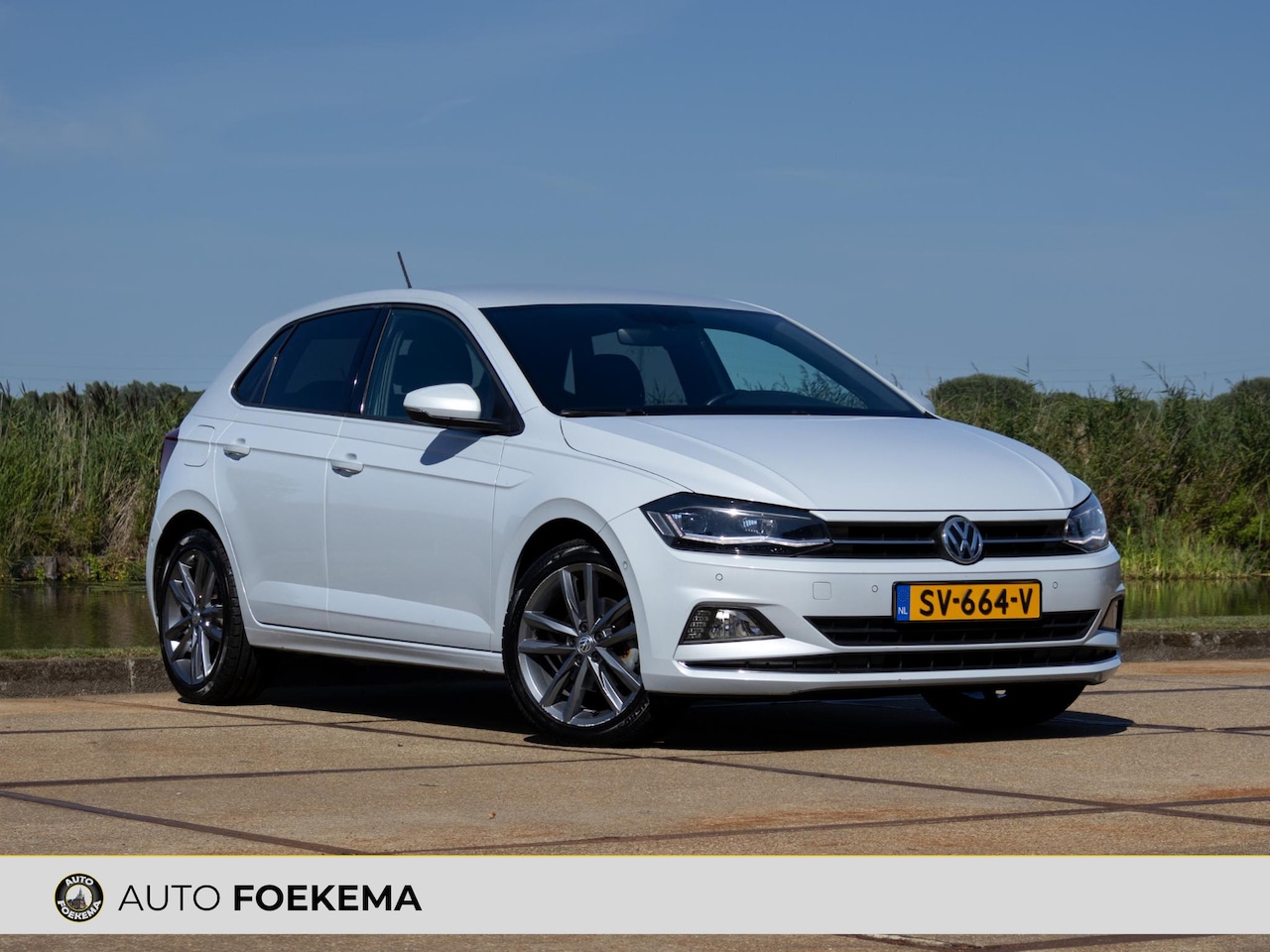 Volkswagen Polo - 1.0 TSI Highline LED Keyless Camera 17" - AutoWereld.nl