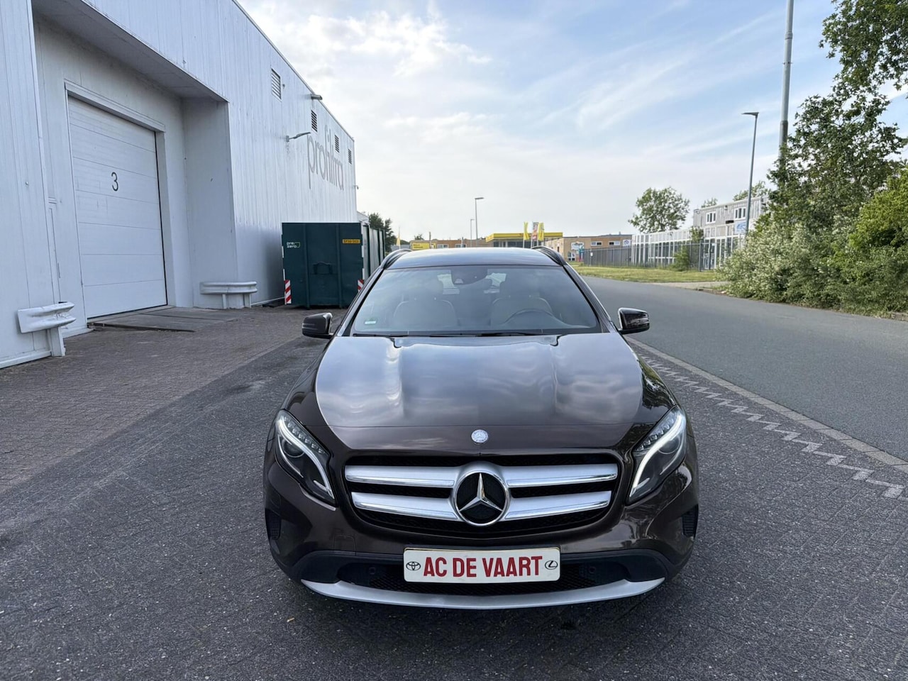 Mercedes-Benz GLA-Klasse - 200 Prestige - AUTOMAAT/NAVI/LEER/XENON - AutoWereld.nl