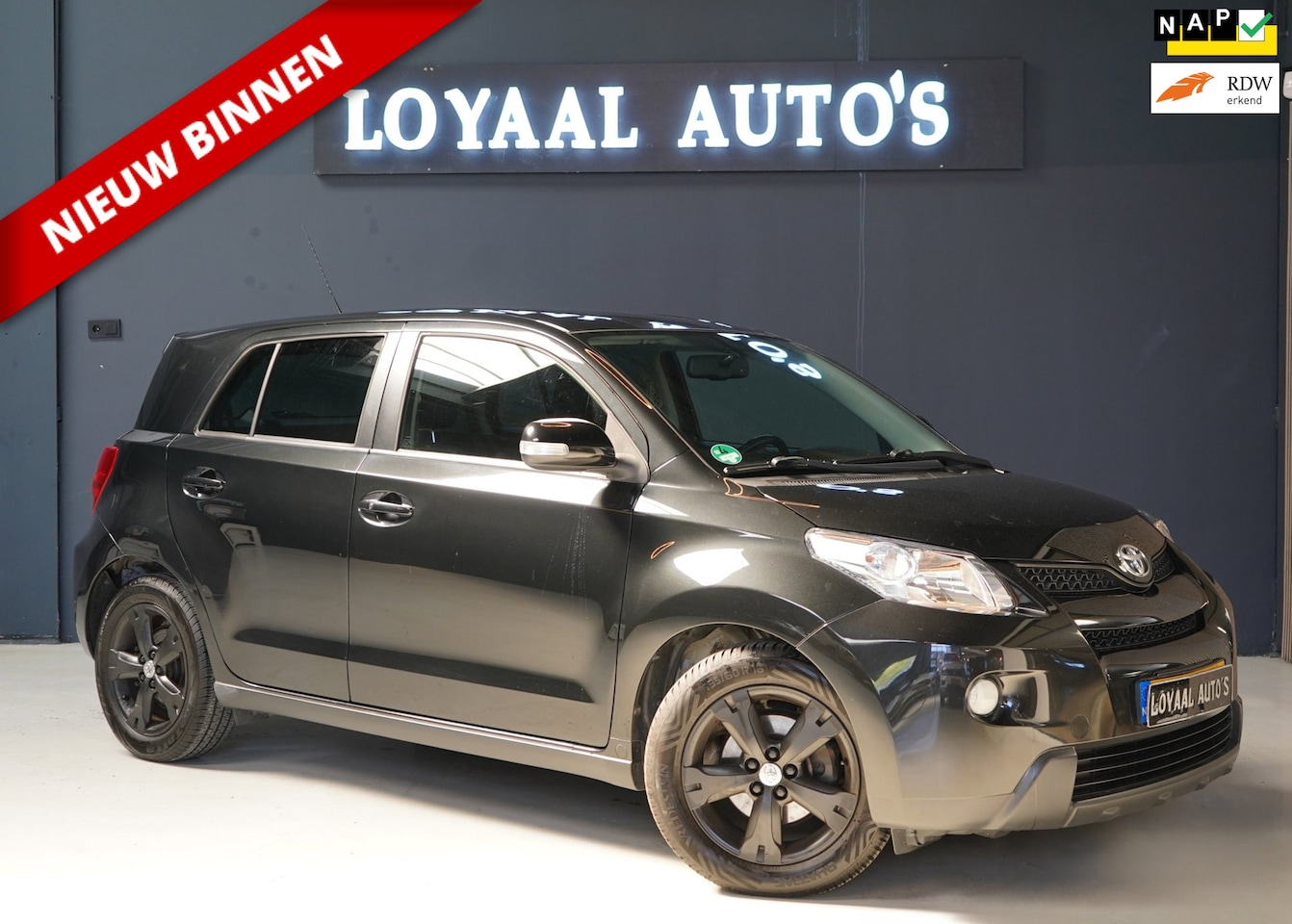 Toyota Urban Cruiser - 1.3 VVT-i Dynamic | NAP | ACHTERUITRIJCA. | APK | AIRCO | NAVI - AutoWereld.nl