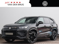 Volkswagen Tayron - R-Line Edition 1.5 eHybrid 200 kW / 272 PK SUV 6 v | Trekhaak | 360 Camera | Panorama | He