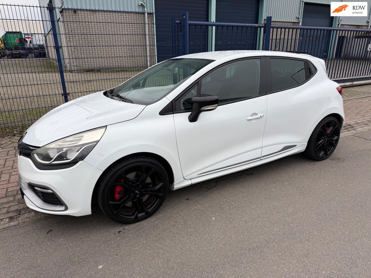 Renault Clio - 1.6 R.S. AUT. *CLIMA*LEER*18 INCH*NIEUWSTAAT!! - AutoWereld.nl