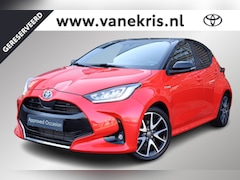 Toyota Yaris - 1.5 Hybrid Launch Edition, Parkeersensoren , Navigatie , Stoelverwarming , Head-Up-Display