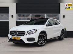 Mercedes-Benz GLA-Klasse - 180 Business Solution AMG Night Upgrade Panoramadak - Camera - Keyless - 19" - NL Auto