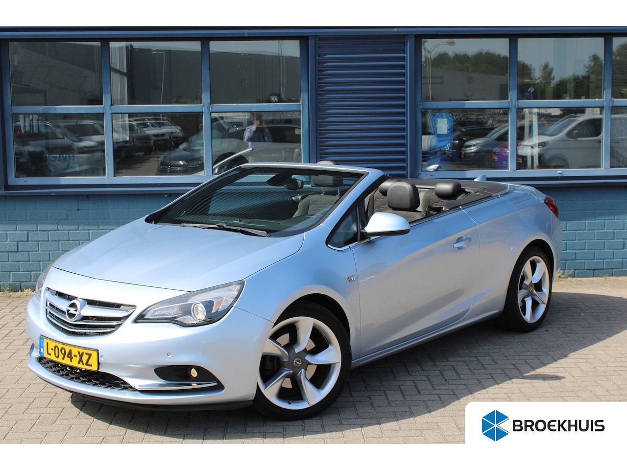 Opel Cascada - 1.6 Turbo Innovation Cabrio! | Automaat! | Climate Control | Navigatie | Cruise Control | - AutoWereld.nl