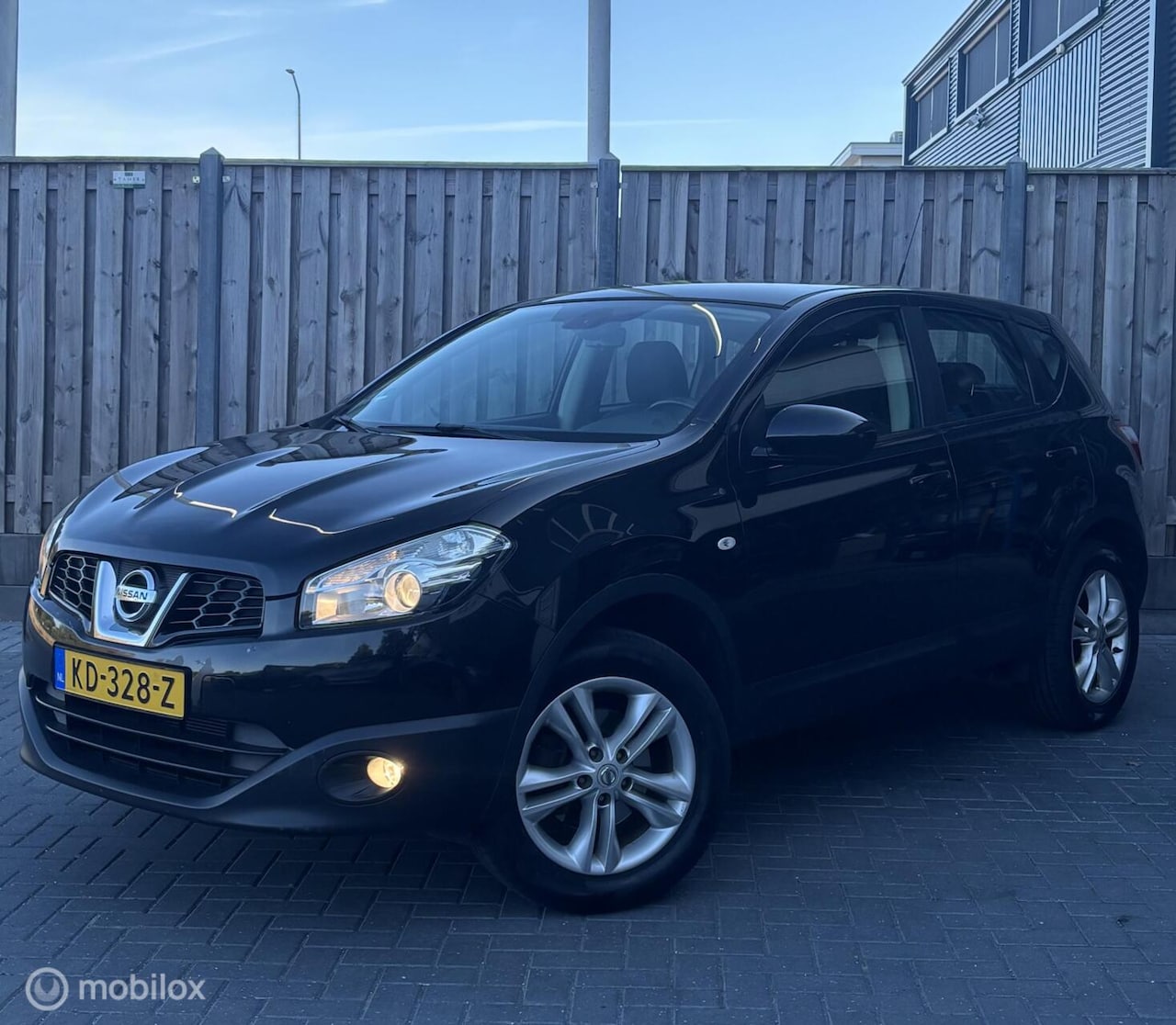 Nissan Qashqai - 1.6 Acenta/CRUISE/CAMERA/NW APK/ONDERHOUD. - AutoWereld.nl