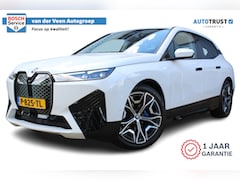 BMW iX - xDrive40 Executive 77 kWh | SoH 100% | Incl. 12 maanden Garantie | 1e Eigenaar | 360° Came