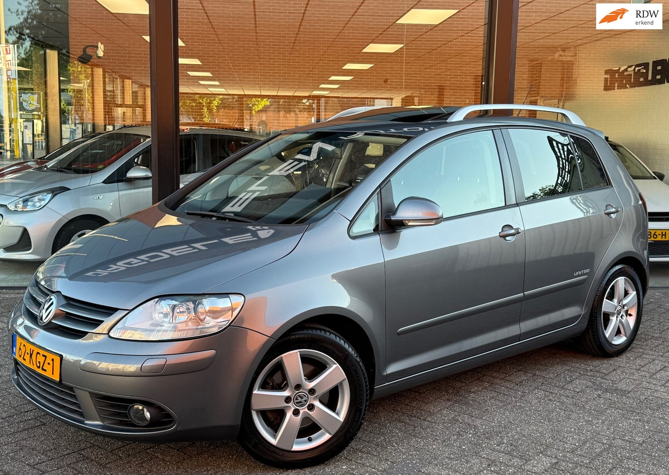 Volkswagen Golf Plus - 1.4 TSI AUTOMAAT | SCHUIFDAK | NAVI | NAP - AutoWereld.nl