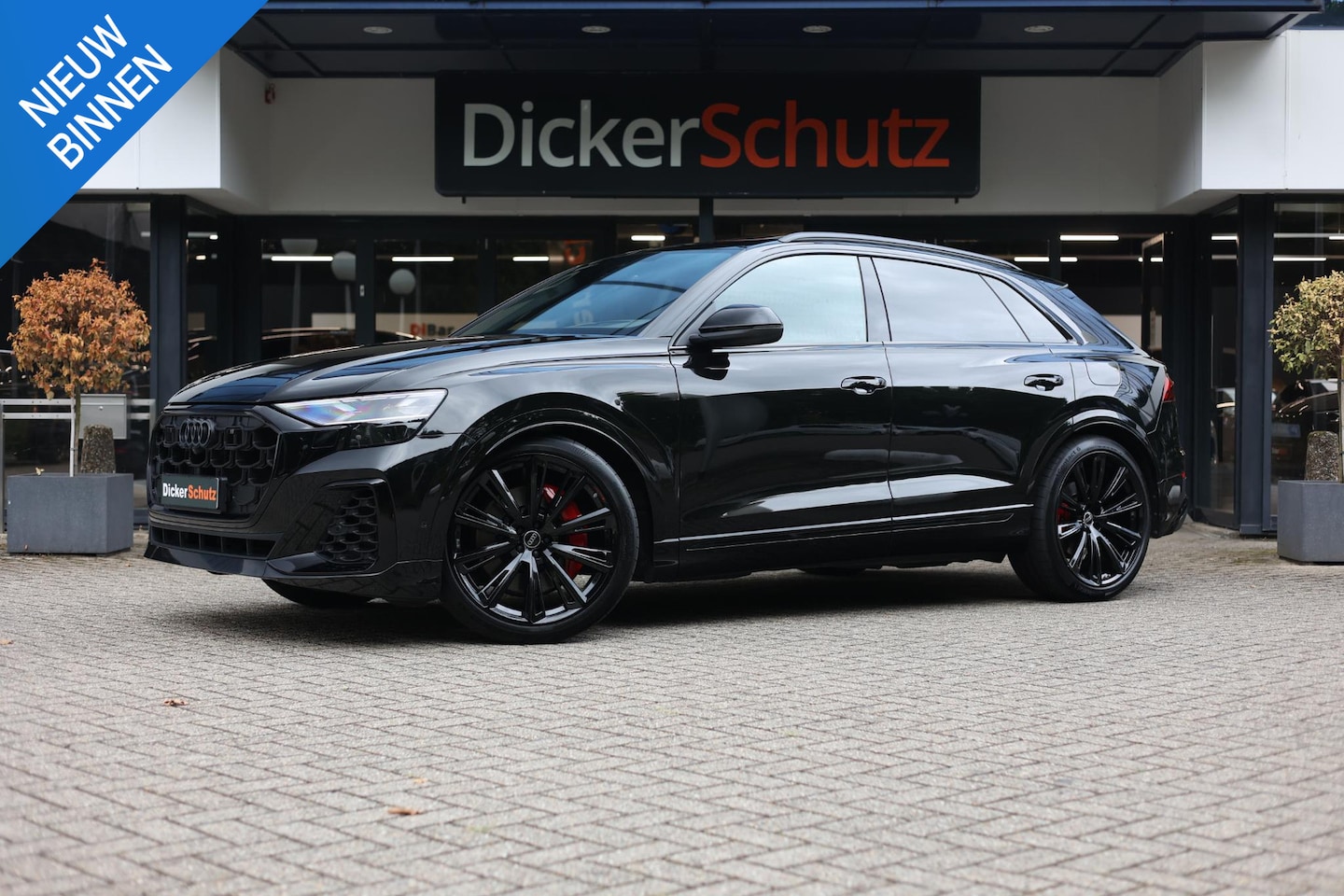 Audi Q8 - 60 TFSIe Competition Vierwielb. | Massage | Ventilatie | Pano | Trekhaak - AutoWereld.nl