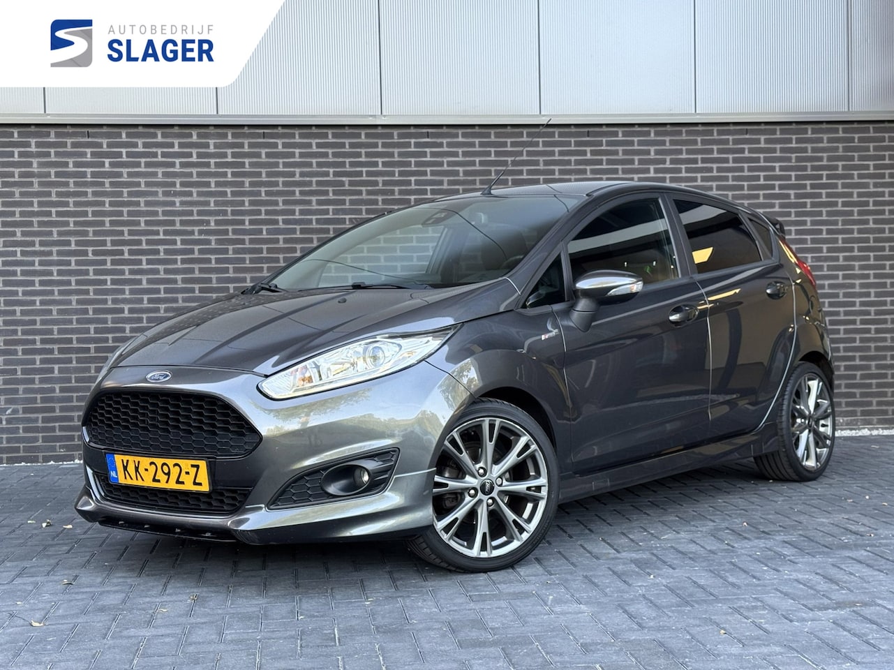 Ford Fiesta - 1.0 EcoBoost ST-Line | Navi | Xenon | D-riem verv. - AutoWereld.nl