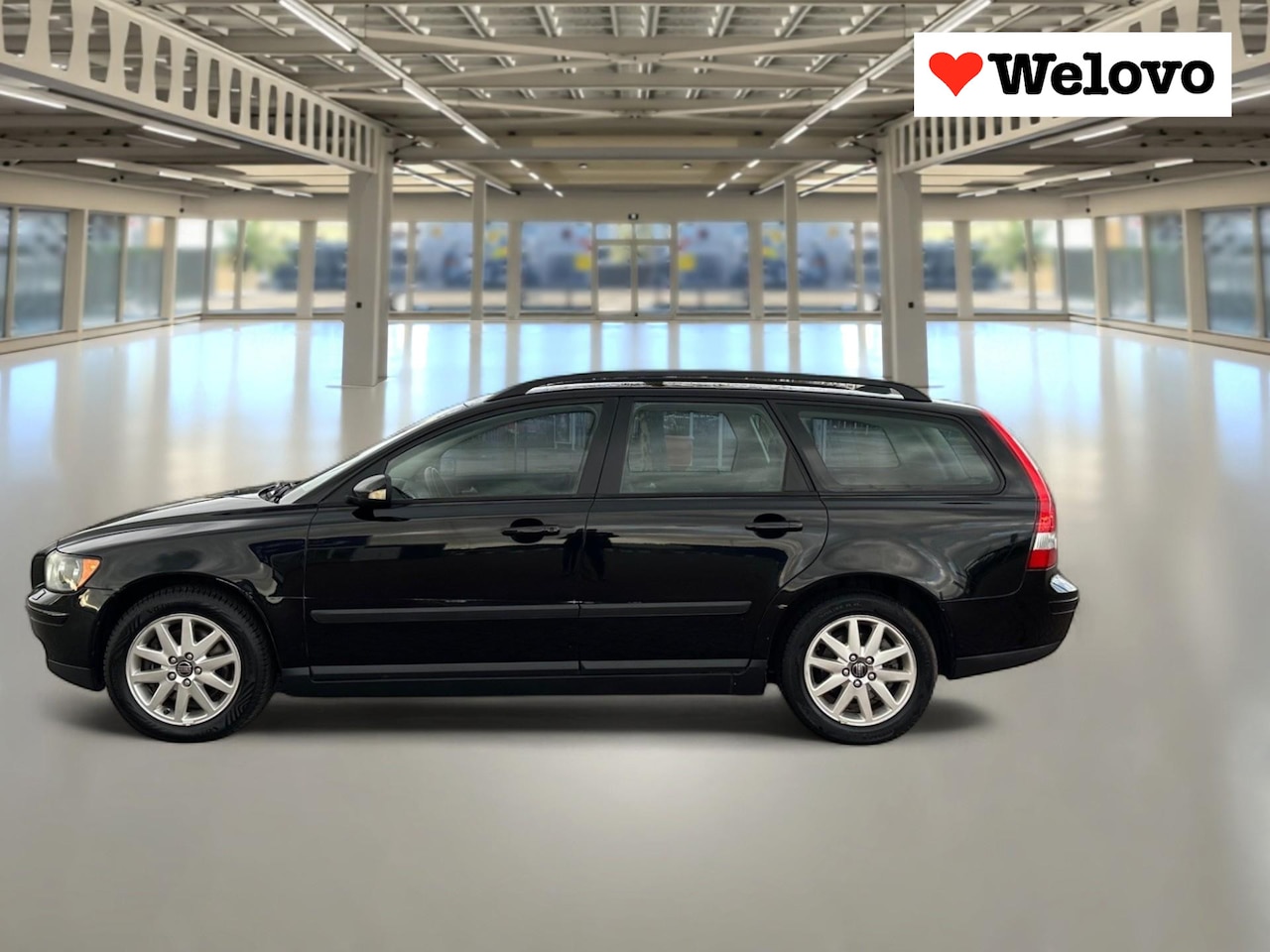 Volvo V50 - 2.4 Kinetic Automaat ! met garantie - AutoWereld.nl