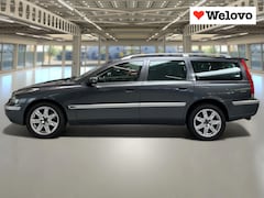 Volvo V70 - 2.5 T AWD Geartronic Titanium Incl. BTW, Dealer onderhoud, Electr. stoelen, Leder