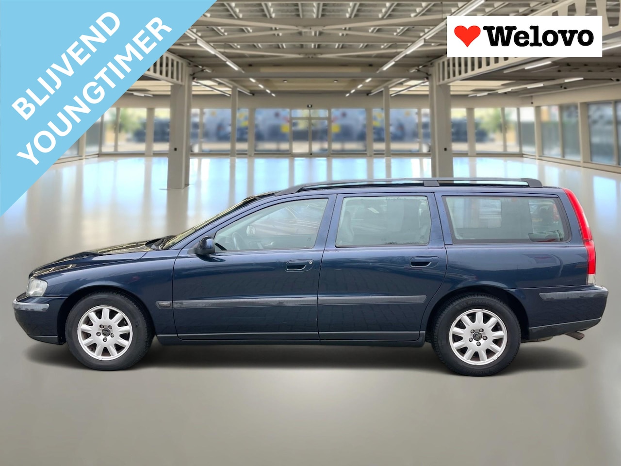 Volvo V70 - 2.4 Comfort Line Nieuwe Apk met garantie - AutoWereld.nl