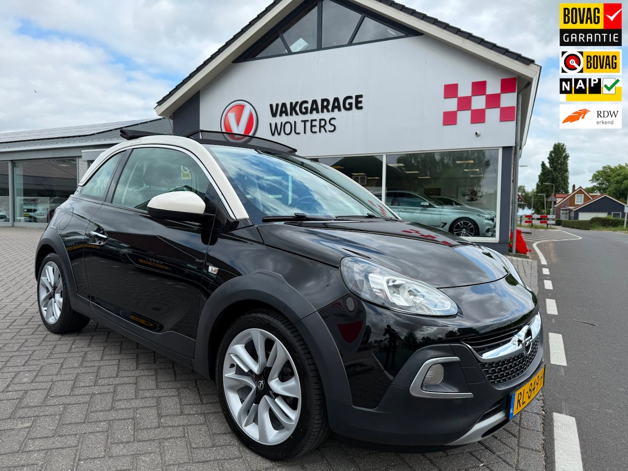 Opel ADAM - 1.0 Turbo Rocks Online Edition RIJKLAARPRIJS! ELECTRISCH SCHUIFDAK - AutoWereld.nl