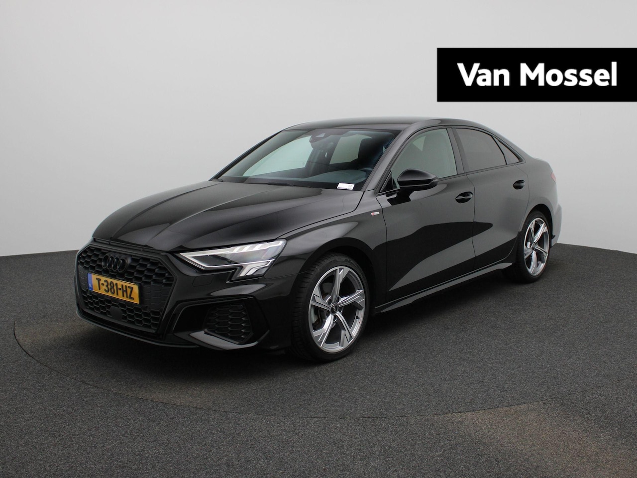 Audi A3 Limousine - 30 TFSI S edition | NAVIGATIE | DIGITAAL DASHBOARD | CLIMATE CONTROL | ADAPTIEF CRUISECONT - AutoWereld.nl