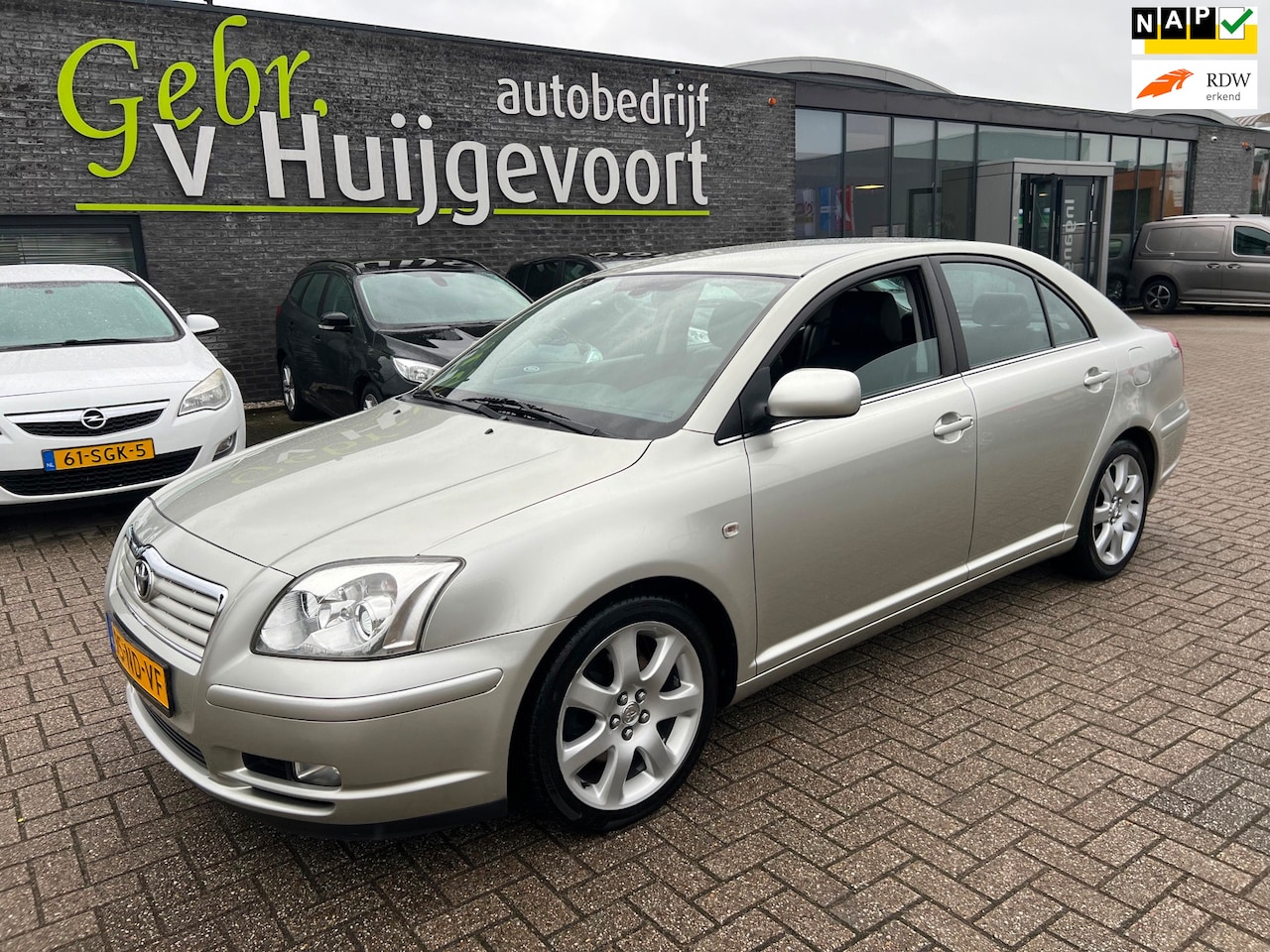 Toyota Avensis - 2.0 VVTi Executive 2.0 VVTi Executive Automaat - AutoWereld.nl