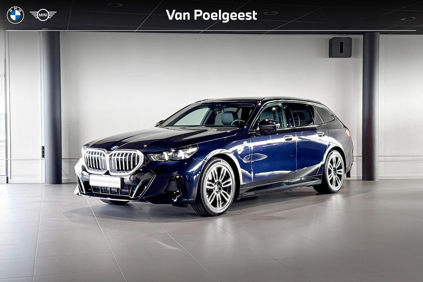 BMW 5-serie Touring - 530e M Sport Edition | M Sport | Stoelventilatie | Head-Up Display | Harman Kardon | Trekh - AutoWereld.nl