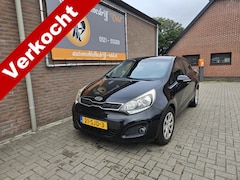 Kia Rio - 1.2 CVVT Super Pack (versnellingsbak defect)