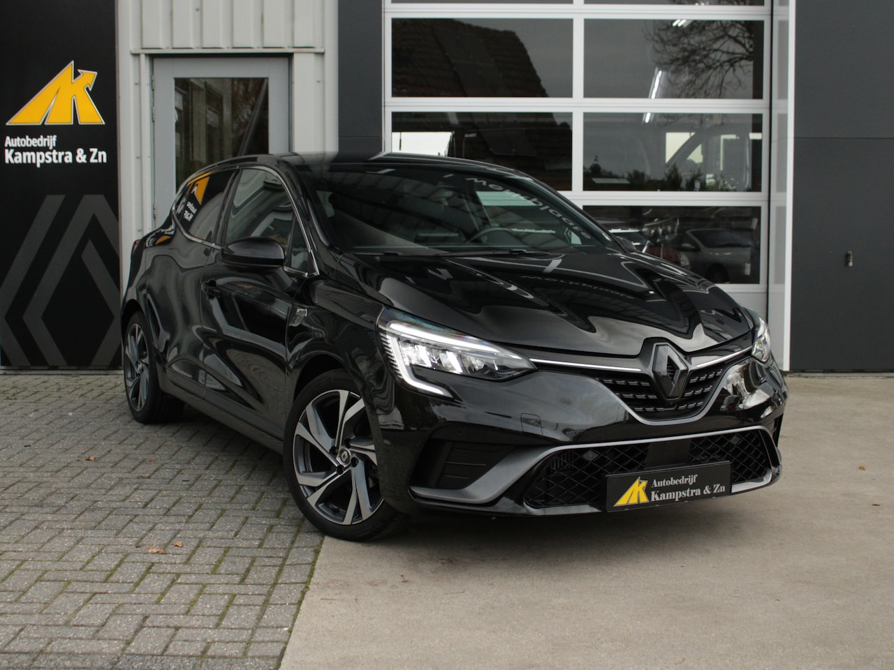 Renault Clio - 1.0 TCe R.S. Line | Trekhaak | 17 inch LM | 360 camera - AutoWereld.nl
