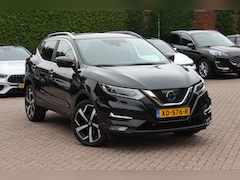 Nissan Qashqai - 1.2 Tekna / Trekhaak / Panoramadak / 360Camera / 19'' / Navigatie / Keyless / Stoelverwarm