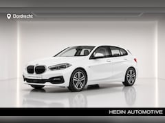 BMW 1-serie - 118i Sport Line | HiFi | 17" | Automaat | 2 jaar garantie