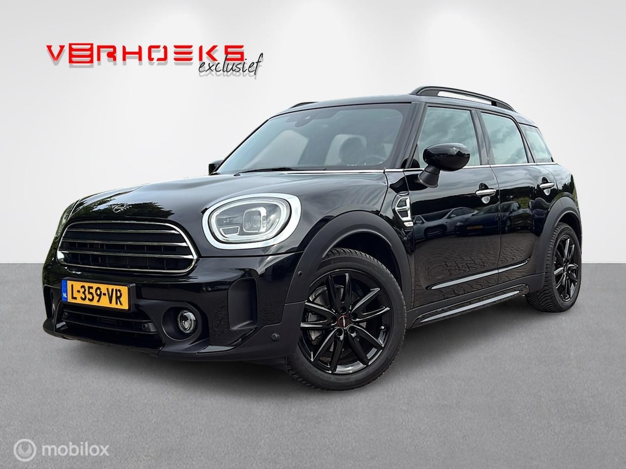 MINI Countryman - 1.5 Cooper Chili /Leer/Pano/18" JCW/ 13000km - AutoWereld.nl