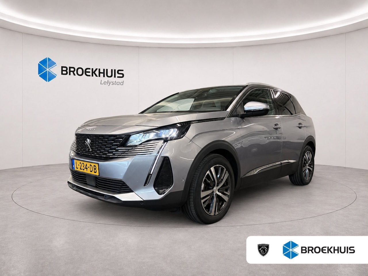 Peugeot 3008 - 1.2 PURETECH 130PK ALLURE PACK / NAVI / LEDER / CLIMA / LED / PDC / 18" LMV / CAMERA / KEY - AutoWereld.nl
