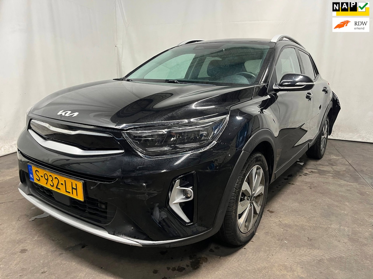 Kia Stonic - 1.0 T-GDi MHEV DynamicPlusLine - BPM - BTW - Frontschade - Achterschade - Schade - AutoWereld.nl